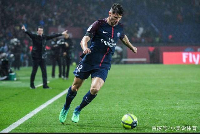 李国旭：马莱莱在申花做好前插就行，但在英博情况不一样（李国旭：在申花马莱莱只需专注前插，到了英博则截然不同）