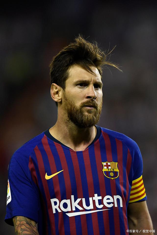 意媒：库普梅纳斯转型中卫表现亮眼，尤文中场补强成当务之急（意媒：库普梅纳斯改打中卫惊艳发挥，尤文中场补强迫在眉睫）