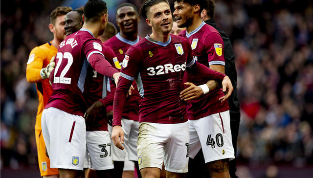 本泽马：阿隆索做不了什么，皇马球员要更多考虑团队而不是自我（本泽马：阿隆索可做有限，皇马球员应以团队为先而非自我）