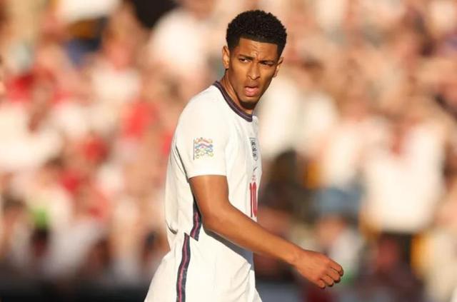 彭南特批科纳特连续失误致丢球，呼吁格伊加盟利物浦（彭南特抨击科纳特连续失误致失球，力劝格伊投奔利物浦）